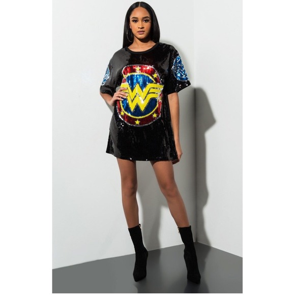 Wonder Woman Sequin Shirt Dress Black Short Sleeve Comic Con Cosplay OS NWT - Picture 1 of 14